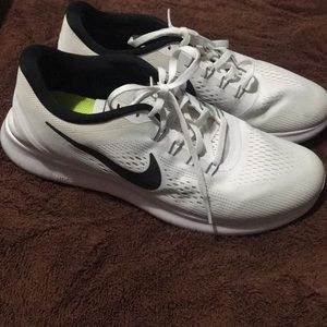Nike Free RN White and Black Running shoes
